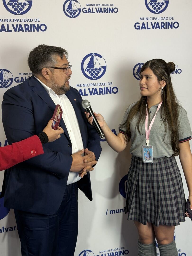 Josefa Urrea, estudiante destacada en la Cuenta Pública DAEM 2025