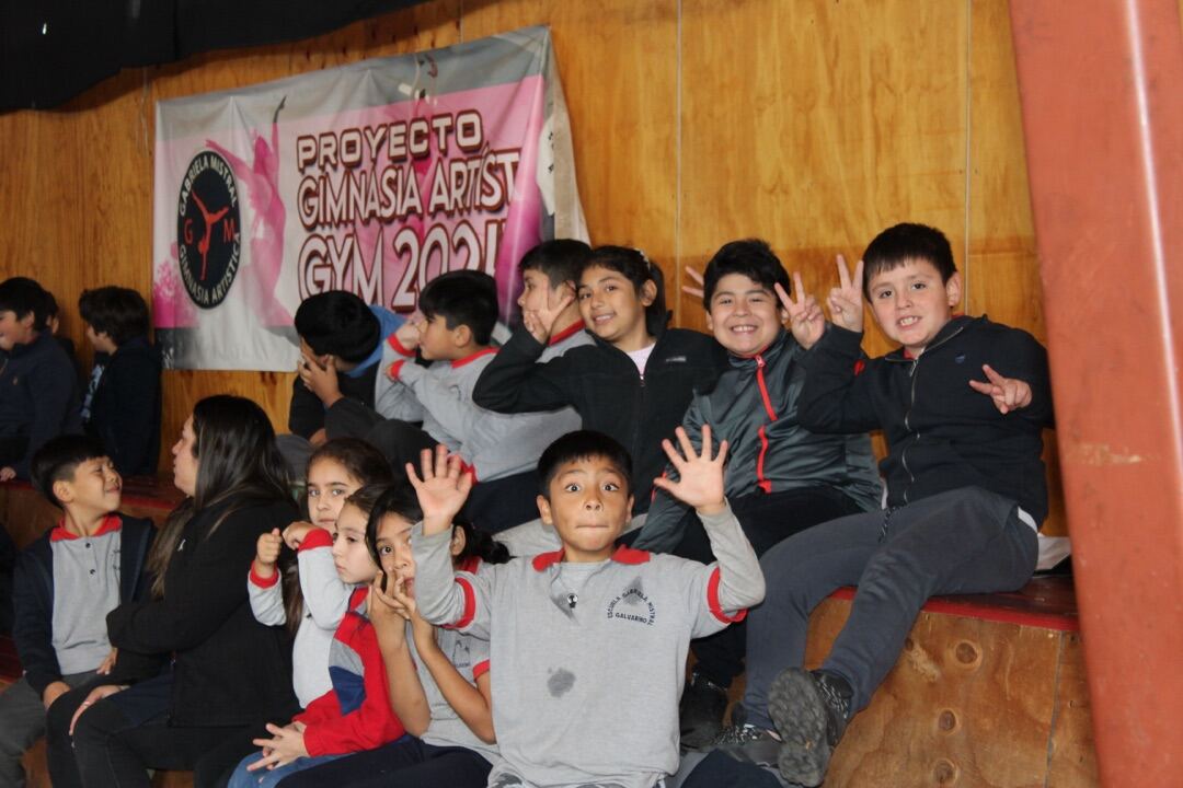 Actividad "Juntos por una Escuela Saludable" · Galvarino 2025